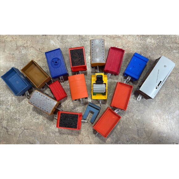 Trackmaster Thomas Friend Train Engine Parts & Accessories Repair NOT WORKING - Picture 4 of 5